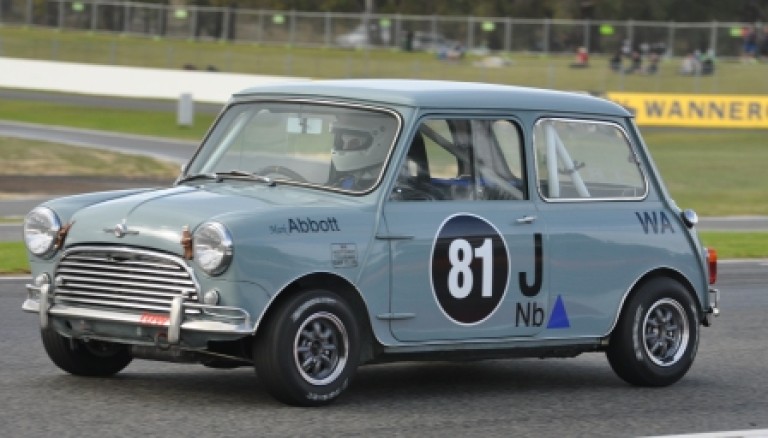 Mark Abbott Mini 81