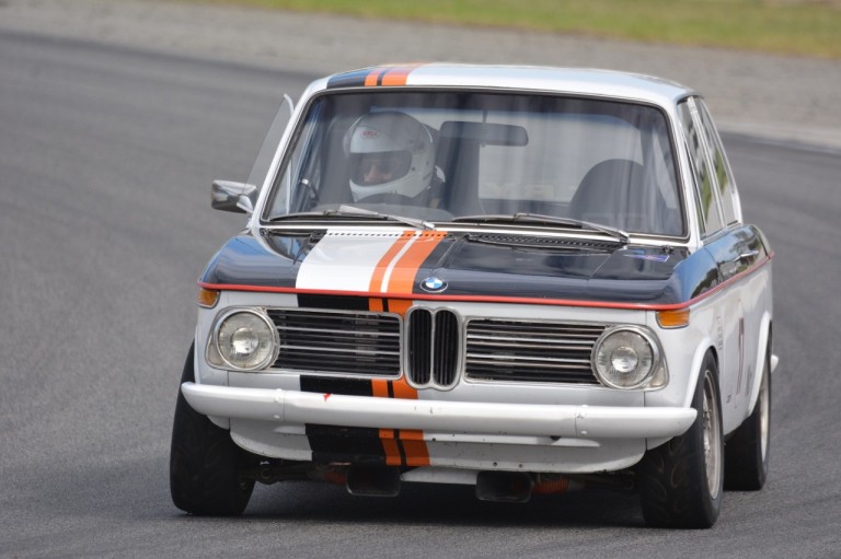 mike bmw 2002 friday practice Apr 23 2021